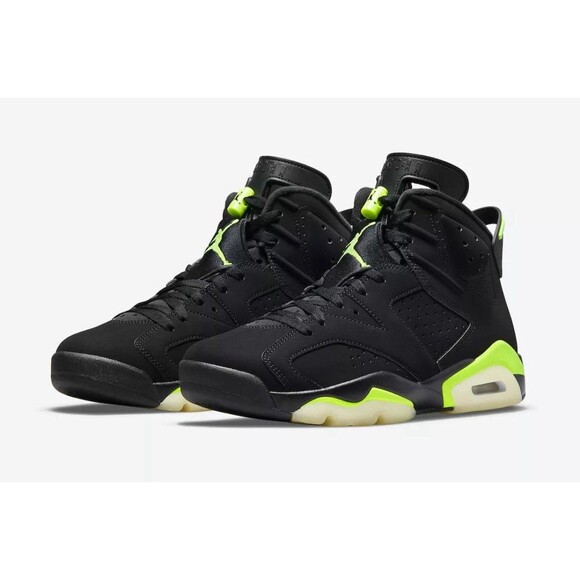 Size 9.5 - Jordan 6 Retro Electric Green 2021 - Picture 1 of 13